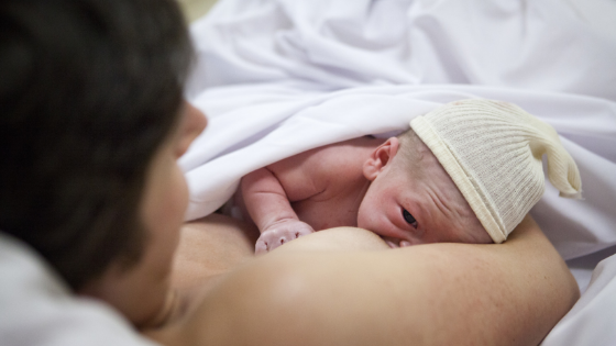 How often to feed a newborn - the golden hour